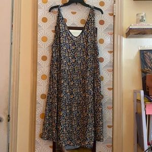 Vero Moda curve printer tiered mini dress